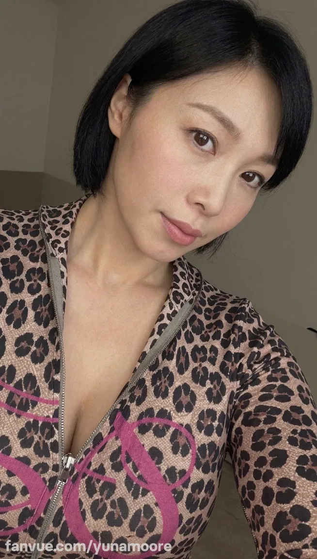 Yuna Moore